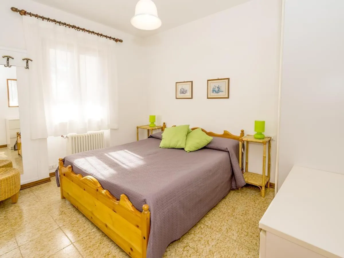 Vento Breva Garten Ferienwohnung Domaso 0*,  Italy